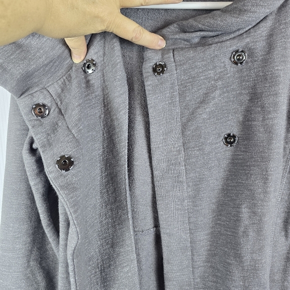 Eddie Bauer Womens Gray 3 Snap Cowl Neck Jersey Sweatshirt Wrap Jacket Size L - Picture 7 of 12